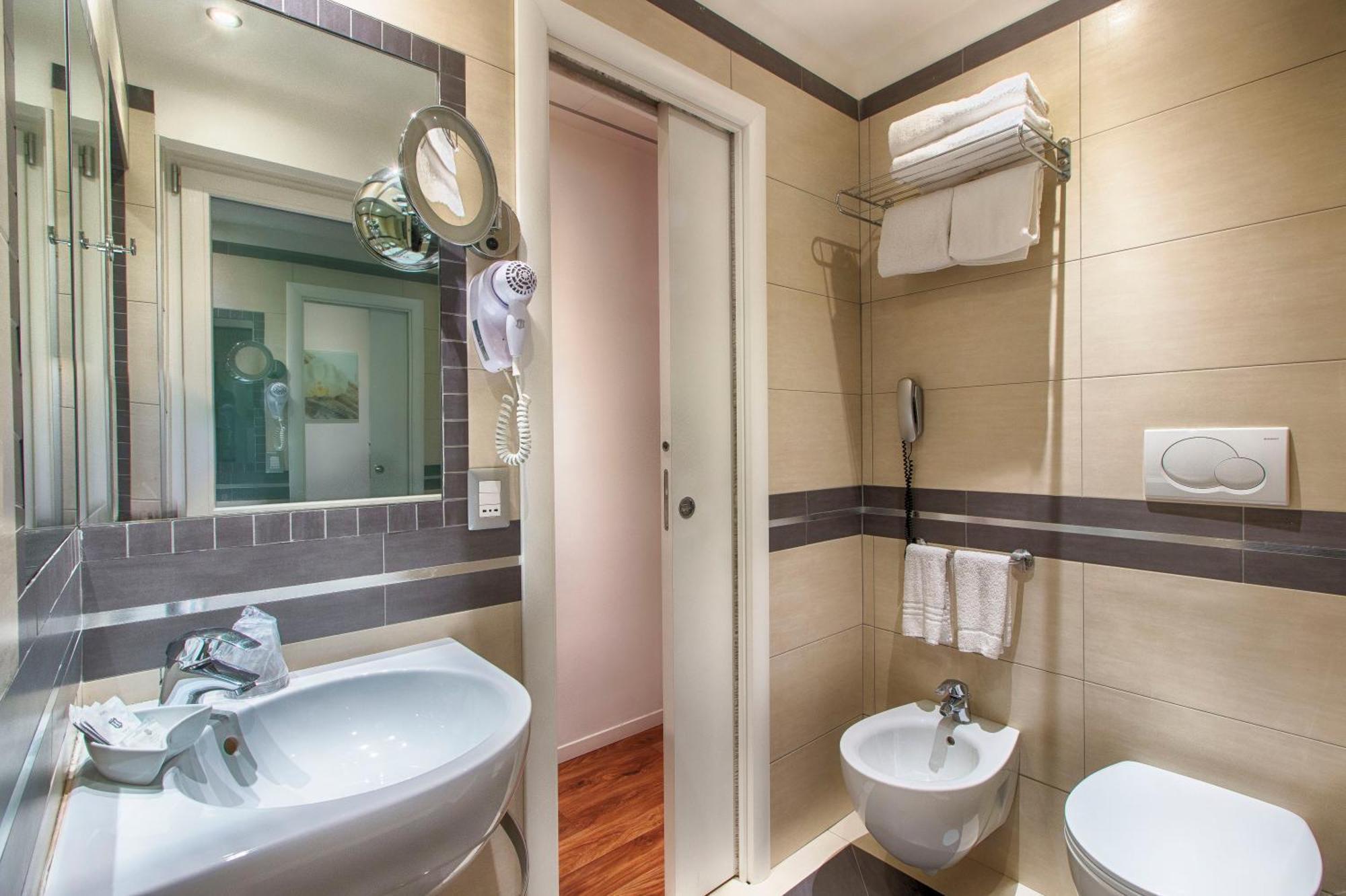 Hotel Raganelli Рим Екстер'єр фото